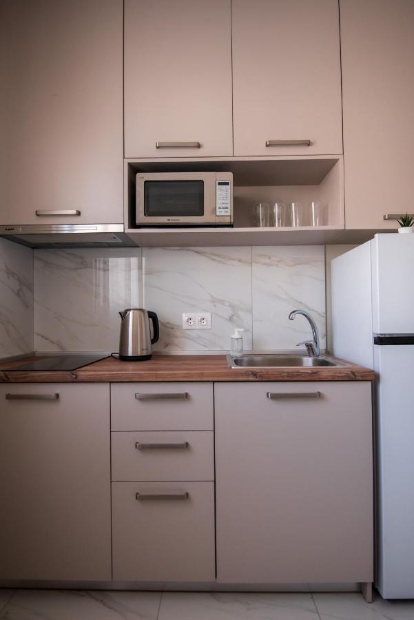 Olive 201 Apartment Peraía Екстериор снимка